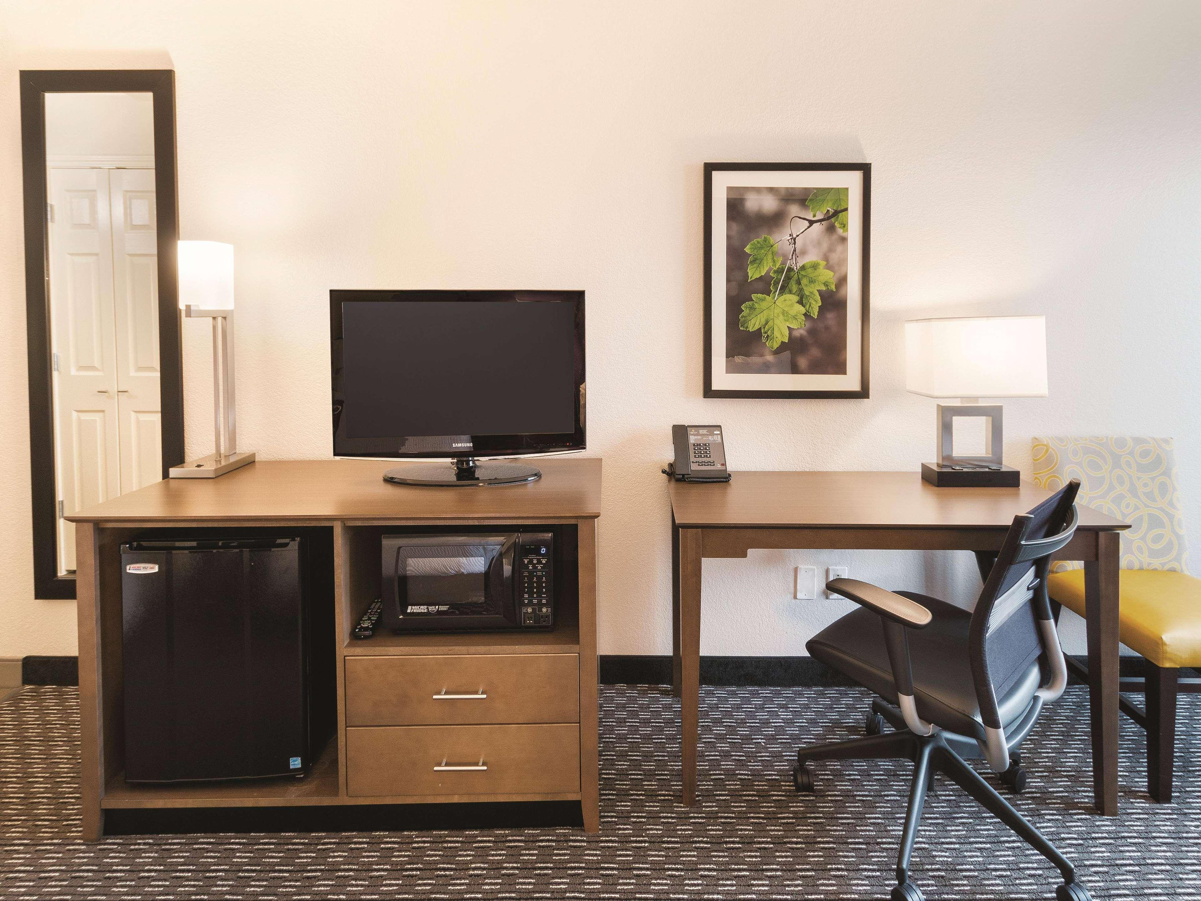 La Quinta By Wyndham Arlington North 6 Flags Dr Hotel Luaran gambar