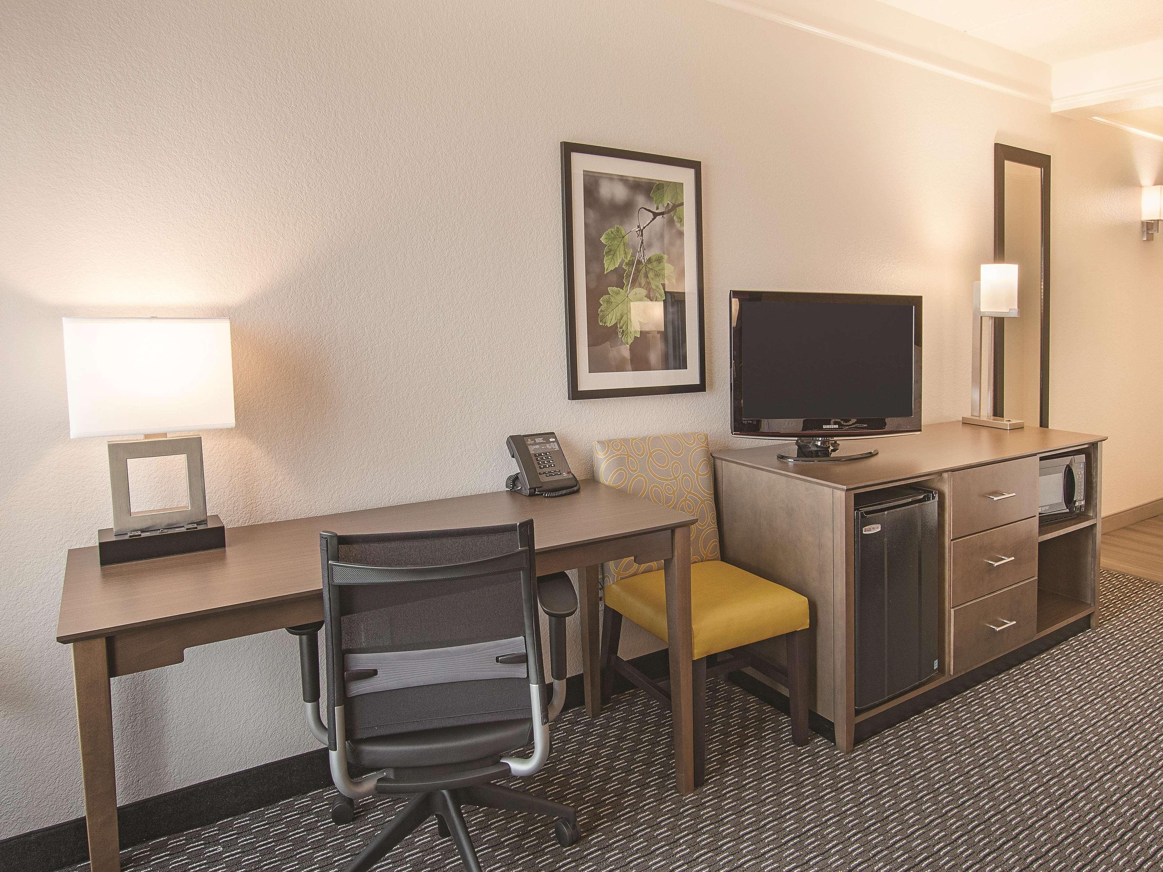 La Quinta By Wyndham Arlington North 6 Flags Dr Hotel Luaran gambar