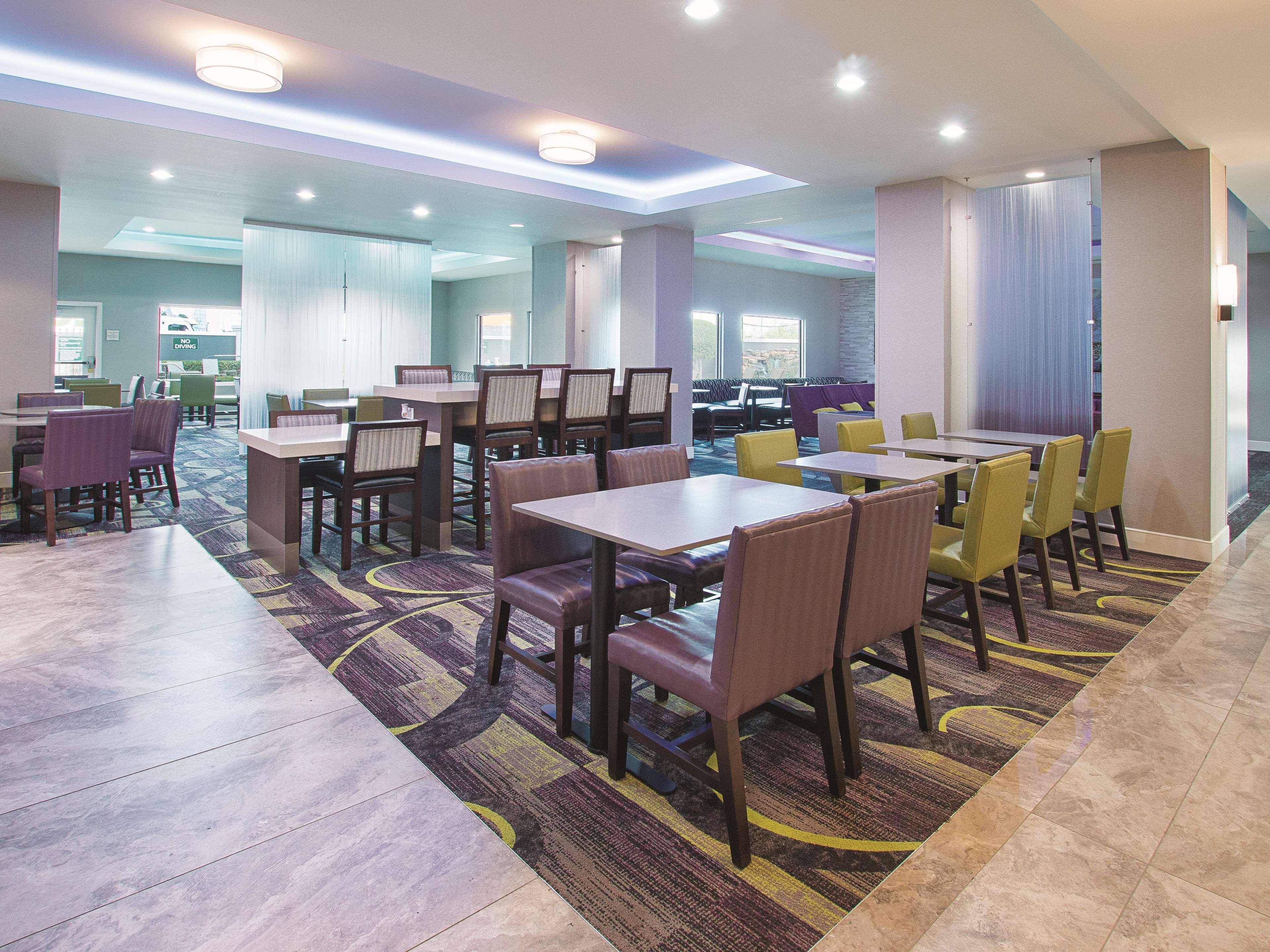 La Quinta By Wyndham Arlington North 6 Flags Dr Hotel Luaran gambar