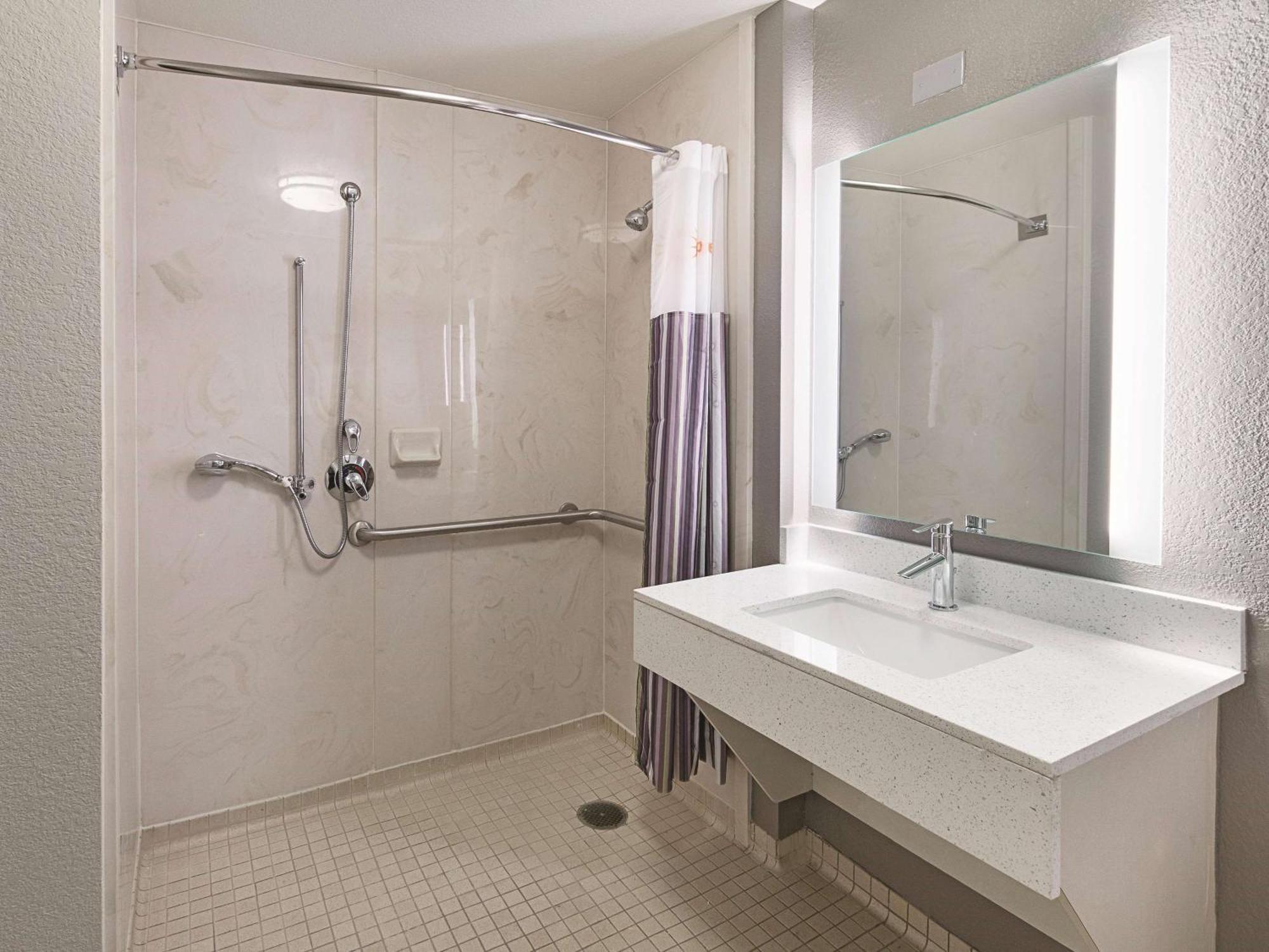 La Quinta By Wyndham Arlington North 6 Flags Dr Hotel Luaran gambar